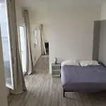 T3 Centre Apartment *